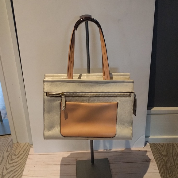🌼 Beautiful genuine leather bag by Isaac Mizrahi - Picture 2 of 13